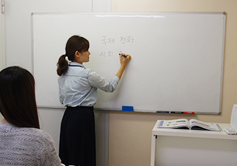 新しい言葉の紹介と説明で理解を深める